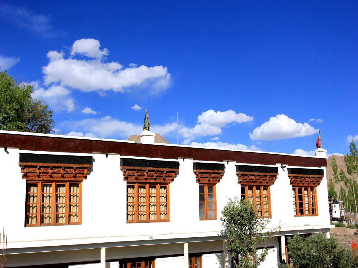 Hotel Mahay Palace Leh Kültér fotó